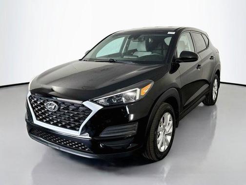 Black Noir Pearl 2020 Hyundai TUCSON SE