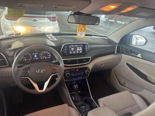 Black Noir Pearl 2020 Hyundai TUCSON SE