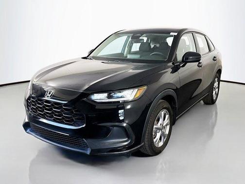 Crystal Black Pearl 2023 Honda HR-V LX