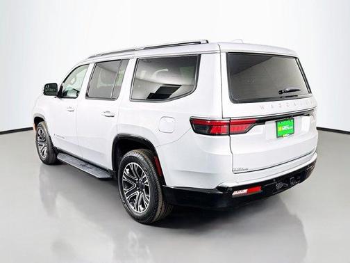 Silver Zynith 2023 Jeep Wagoneer Series II