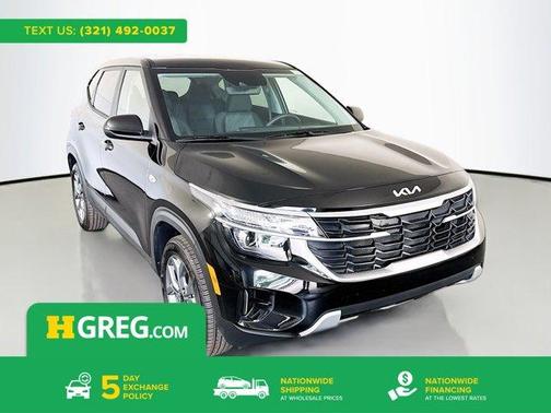 Fusion Orange 2026 Kia Seltos LX