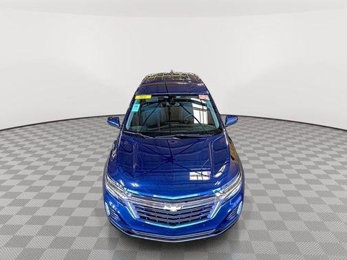 Blue Glow Metallic 2022 Chevrolet Equinox 2LT