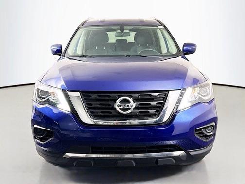 2020 Nissan Pathfinder S