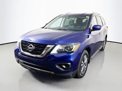 2020 Nissan Pathfinder S