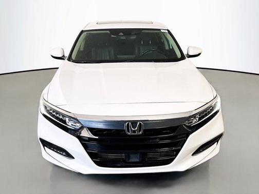 Platinum White Pearl 2019 Honda Accord EX-L