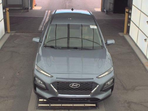 Sonic Silver 2018 Hyundai KONA SE