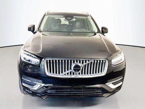 2024 Volvo XC90 B5 Plus Bright Theme