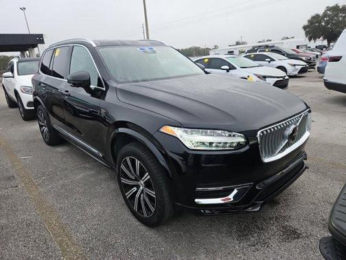 2024 Volvo XC90 B5 Plus Bright Theme