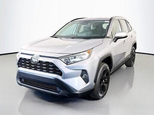 Silver Sky Metallic 2020 Toyota RAV4 XLE