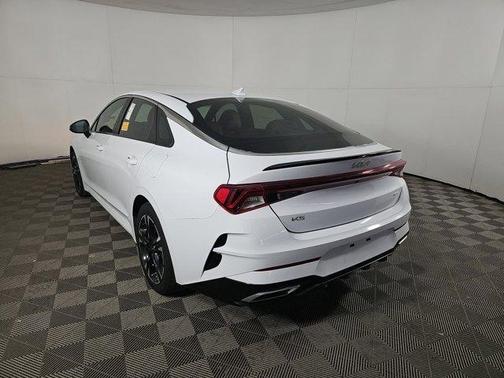 Glacial White Pearl 2024 Kia K5 GT-Line