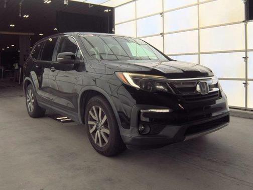 Crystal Black Pearl 2020 Honda Pilot EX-L