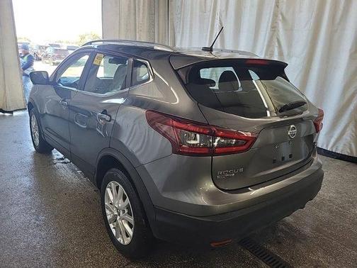 2022 Nissan Rogue Sport SV