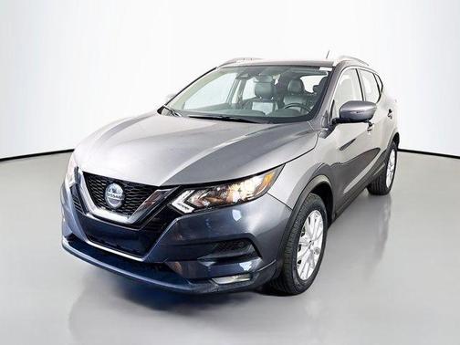 2022 Nissan Rogue Sport SV