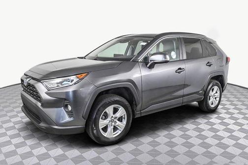 2021 Toyota RAV4 Hybrid XLE