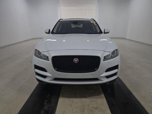 2018 Jaguar F-PACE 25t Premium