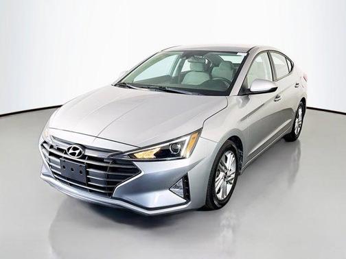 Stellar Silver 2020 Hyundai ELANTRA SEL