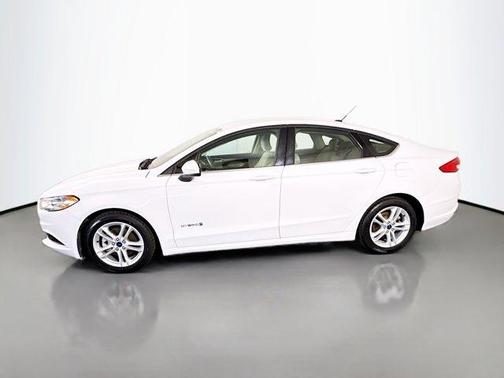 Oxford White 2018 Ford Fusion Hybrid S