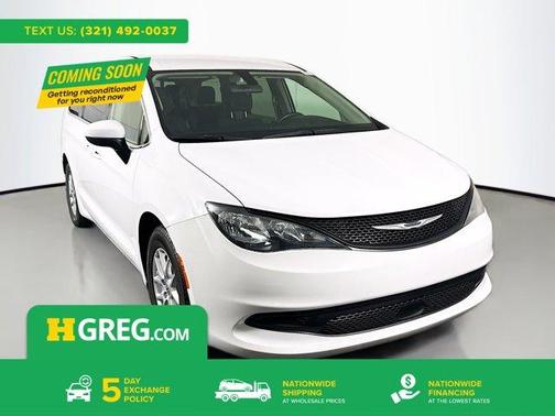 2022 Chrysler Voyager LX