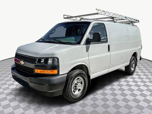2022 Chevrolet Express 2500 Work Van