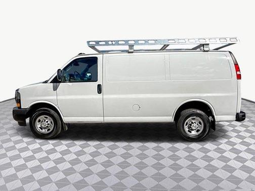 2022 Chevrolet Express 2500 Work Van