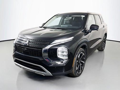 2024 Mitsubishi Outlander SE Black Edition