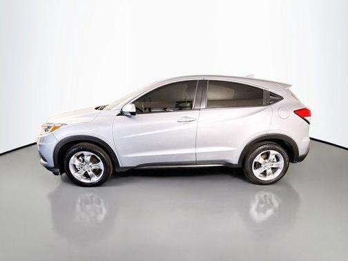 Lunar Silver Metallic 2022 Honda HR-V LX