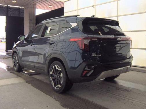 Dark Ocean Blue 2024 Kia Seltos SX