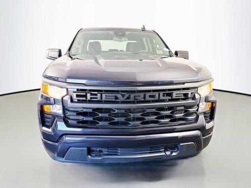 Dark Ash Metallic 2023 Chevrolet Silverado 1500 Custom