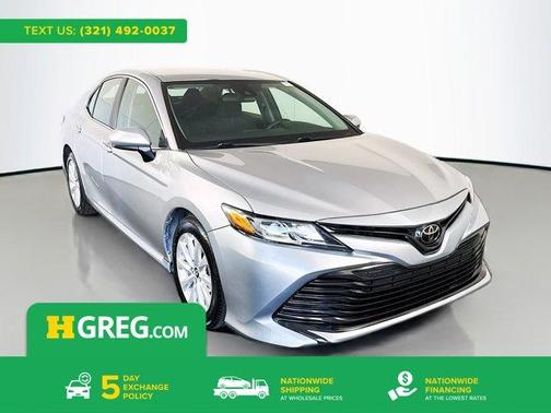 Celestial Silver Metallic 2018 Toyota Camry LE