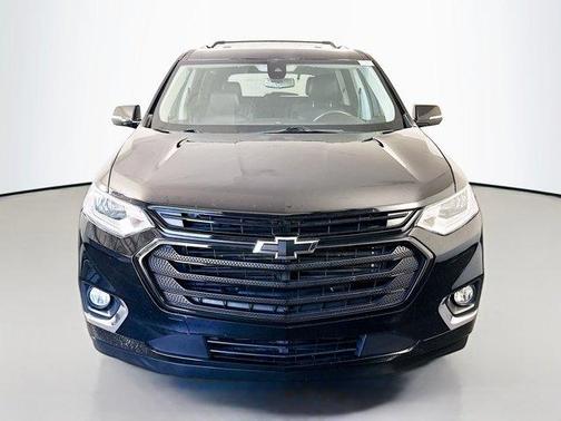 Mosaic Black Metallic 2019 Chevrolet Traverse Premier