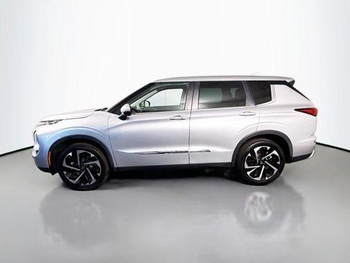 2022 Mitsubishi Outlander Black Edition