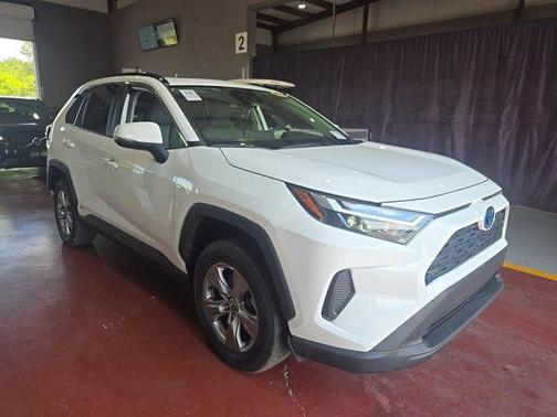 Ice 2023 Toyota RAV4 Hybrid XLE