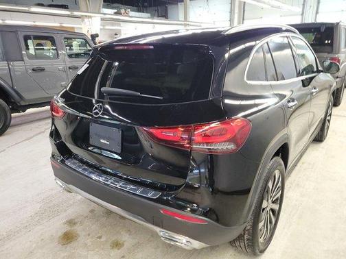 2021 Mercedes-Benz GLA 250 Base