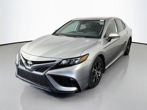 Celestial Silver Metallic 2023 Toyota Camry SE