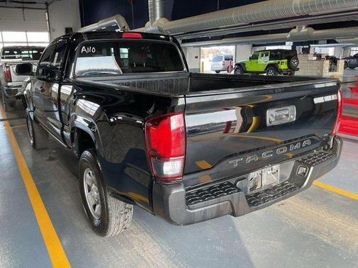 2023 Toyota Tacoma SR