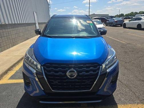 Blue 2021 Nissan Kicks SR