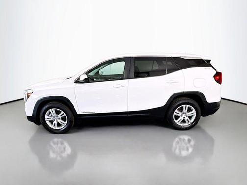 Summit White 2022 GMC Terrain SLE