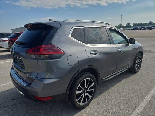 Gun Metallic 2019 Nissan Rogue SL