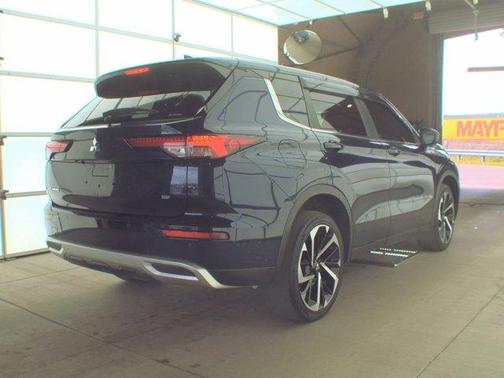 Cosmic Blue Metallic 2023 Mitsubishi Outlander Ralliart
