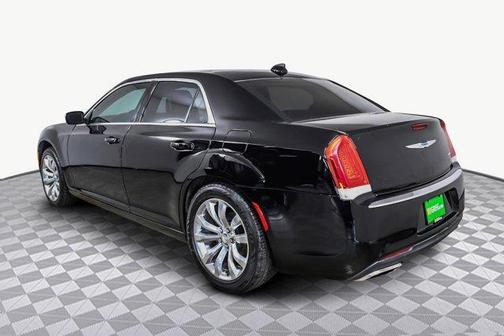 2019 Chrysler 300 Touring L