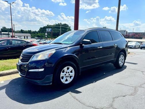 2017 Chevrolet Traverse LS