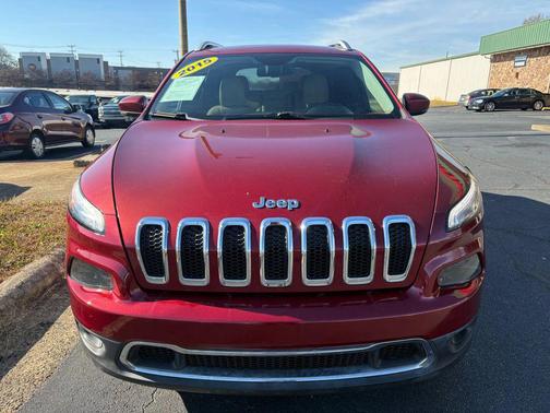 2015 Jeep Cherokee Sport