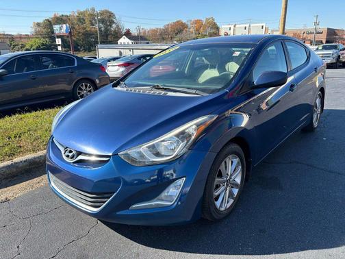 2015 Hyundai ELANTRA SE