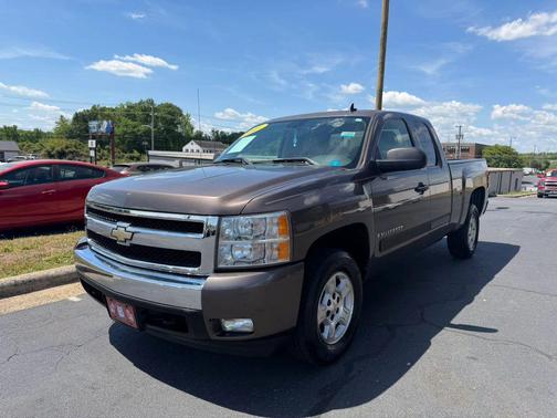 Desert Brown Metallic 2007 Chevrolet Silverado 1500 LT1 Extended Cab