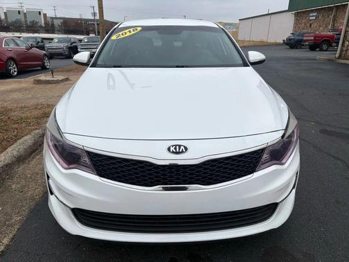 2018 Kia Optima LX
