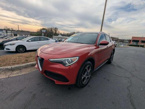 2018 Alfa Romeo Stelvio Ti Sport