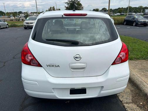 2008 Nissan Versa S