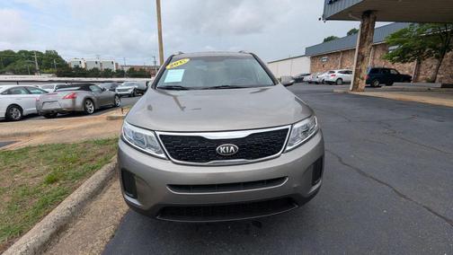 Titanium Silver 2015 Kia Sorento LX