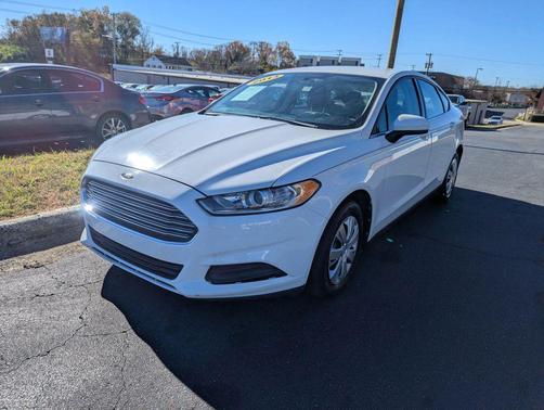 2013 Ford Fusion SE