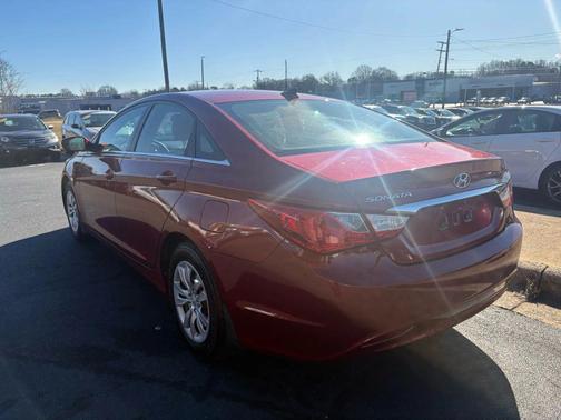 2012 Hyundai SONATA GLS